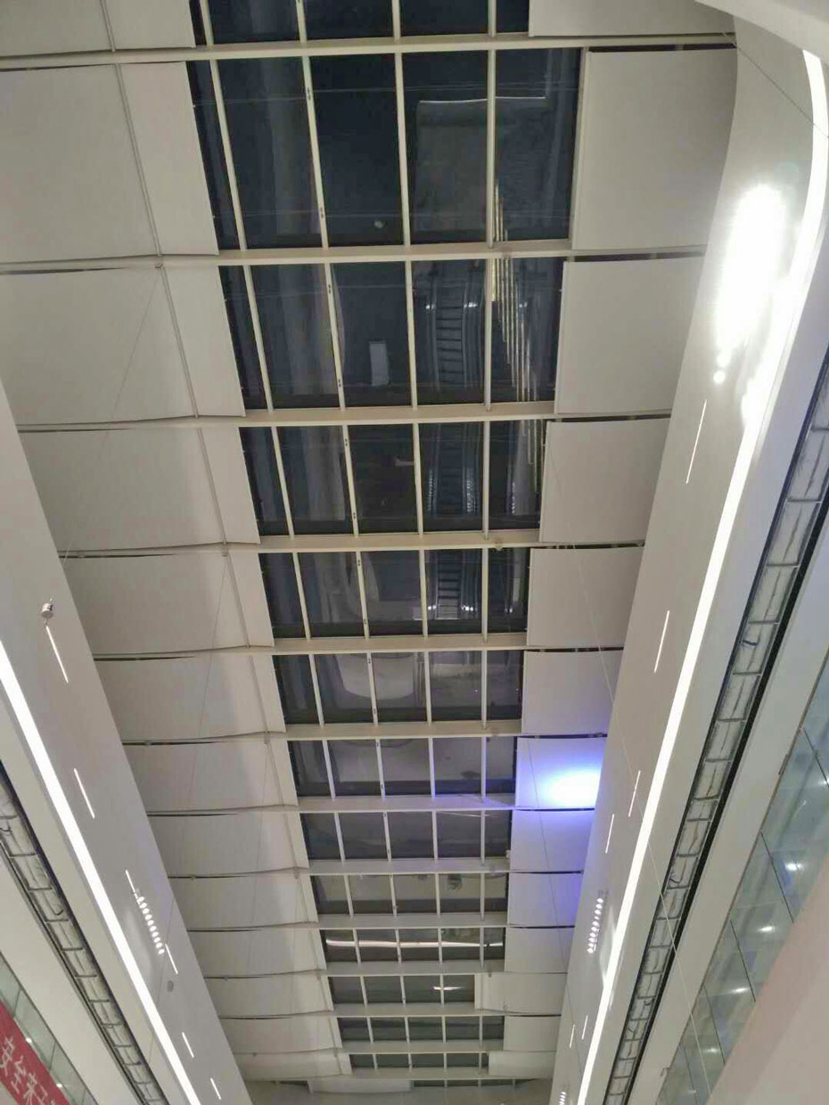 上海龍湖北城天街電動遮陽簾項目6